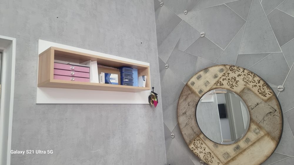 Продается комод и зеркало