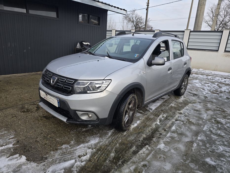 Dacia Sandero Stepway 2018 0.9 TCE usor avariat