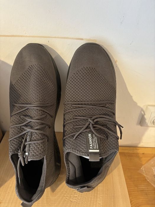 Мъжки дишащи маратонки от текстил - 47 номер