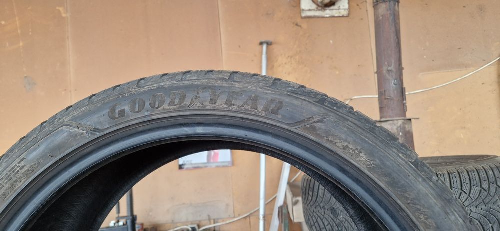 Anvelope Goodyear 265/40r21