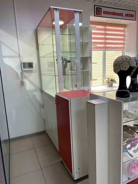 Продам витрину островок