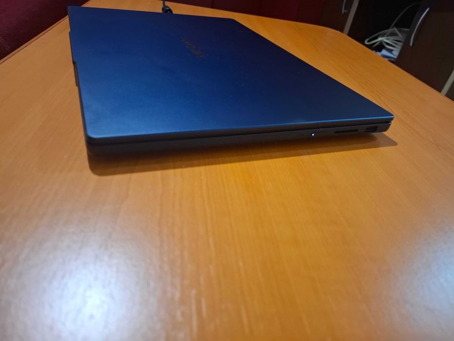 laptop lenovo 16 wuxga