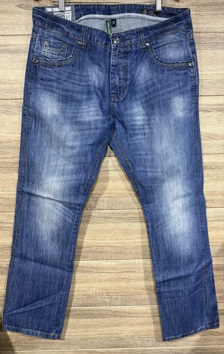 Armani Джинсы &Alpha 46 размера
