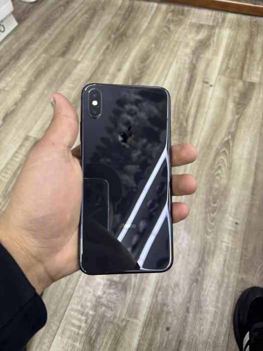 Iphone  xs max srochni sotiladi karopka dakument bot