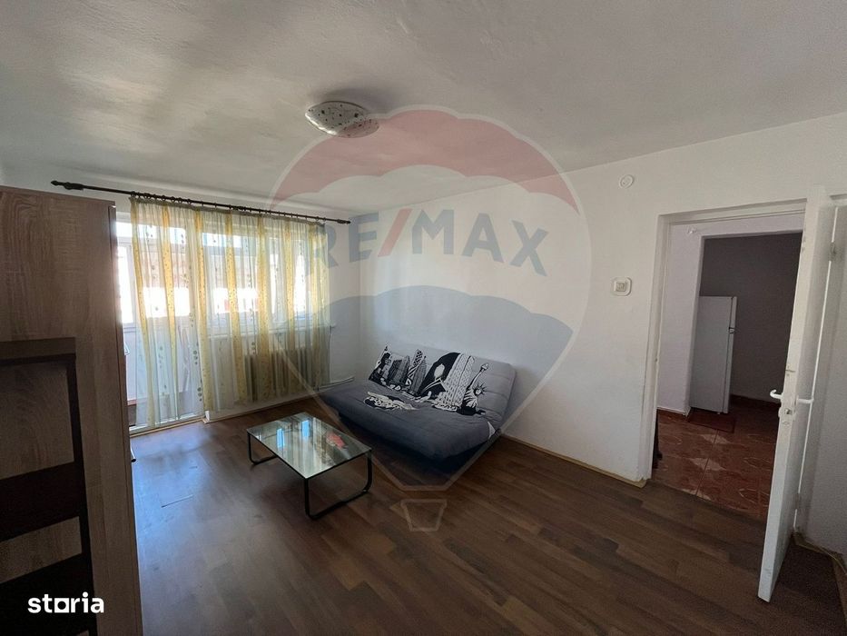 Apartament cu 2 camere de vânzare în zona Central — fotografia 1