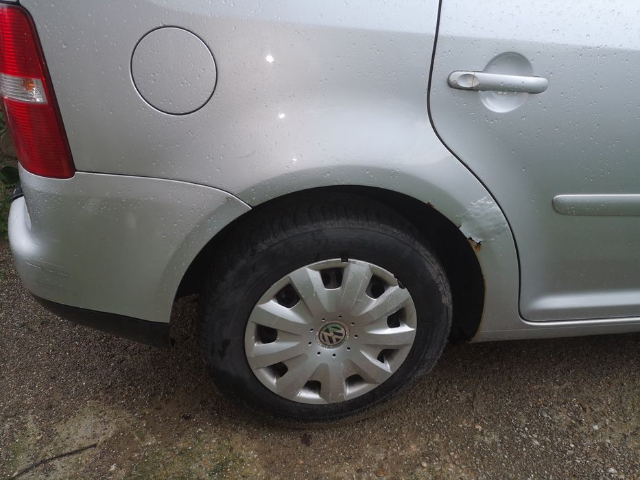 VOLKSWAGEN Touran 2004 — imagine 4