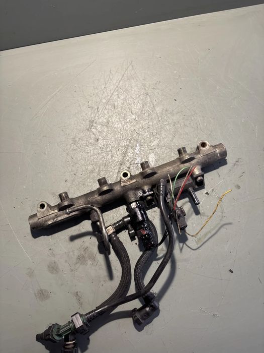 Rampa injectoare 0445214017 Citroen C5 2003 2.2 HDi AT (133 hp)