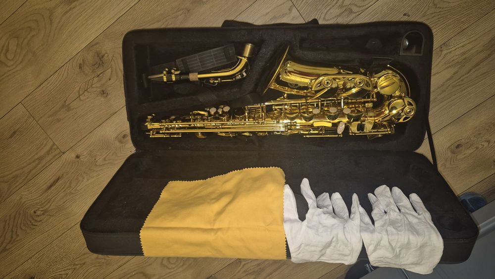 Vând Saxofon Ida Maria Grassi GR SAL700, 

Stare NOU! 9,9/10