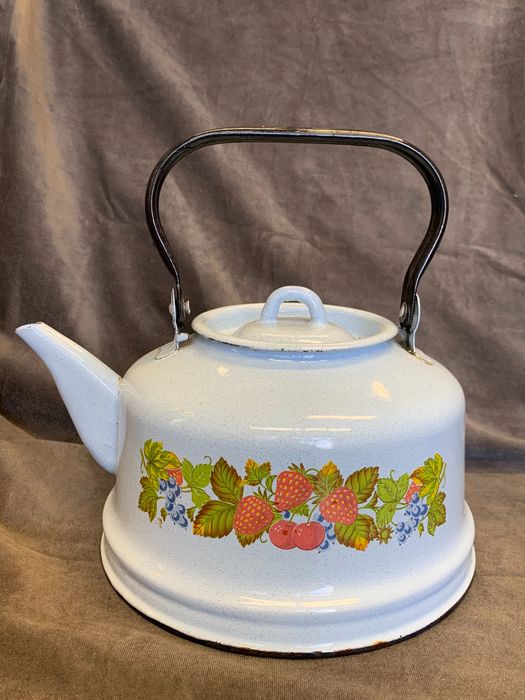 Старинки, чайници, оливерник, таджин, чинии, шейна, медно канче