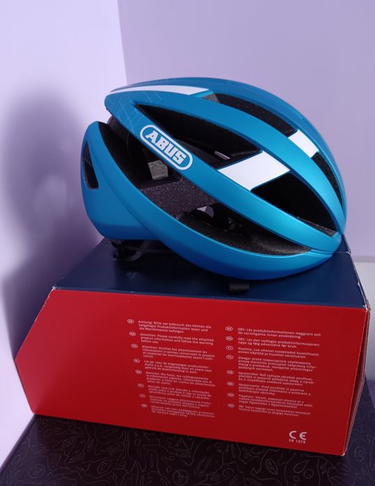 Каска за велосипед ABUS
