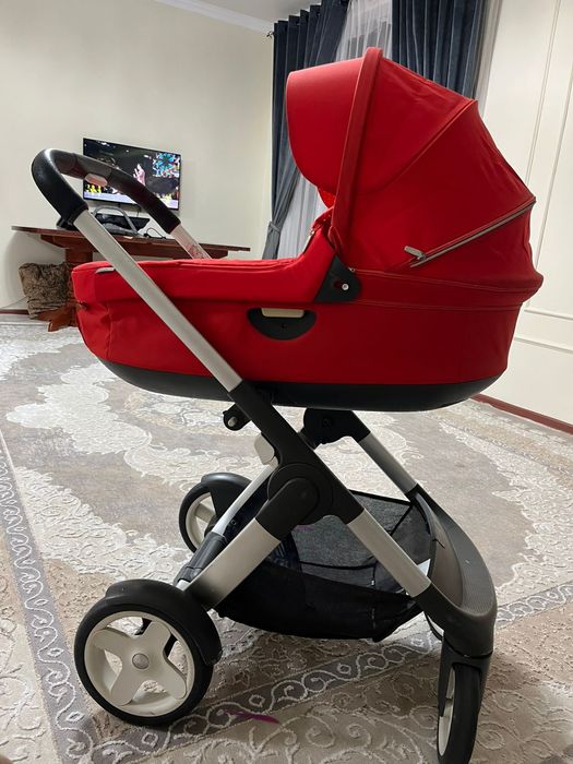 Коляска детская очень хорошо состояние