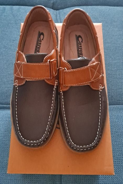 Pantofi bărbați tip mocasini
