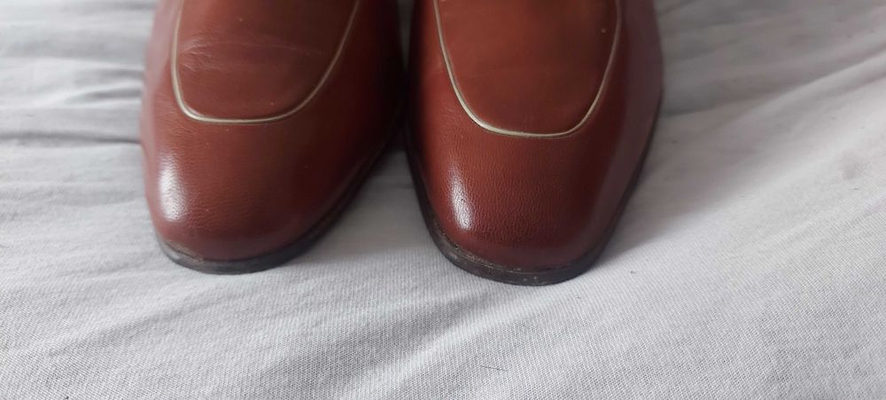 Pantofi piele maro toc mic unisex