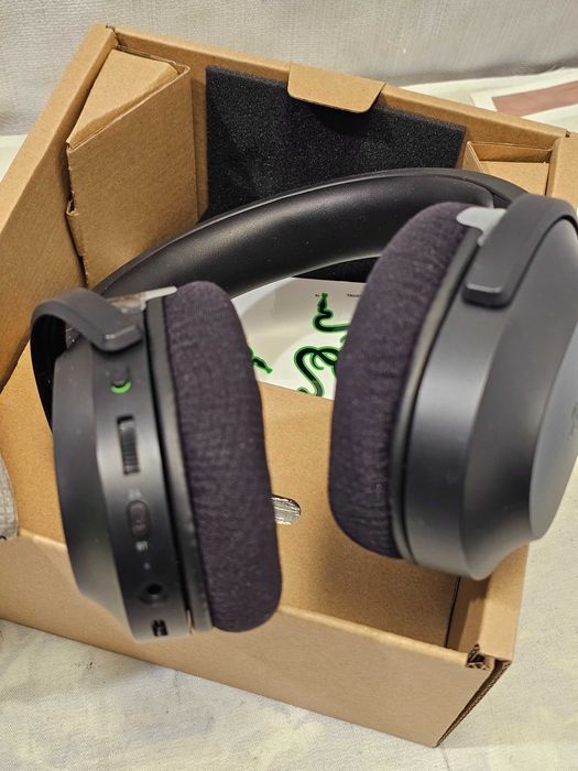 Casti gaming Razer Barracuda x jocuri games