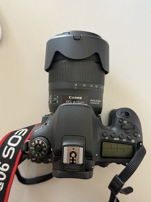 Canon 90d  18-135mm nano USM