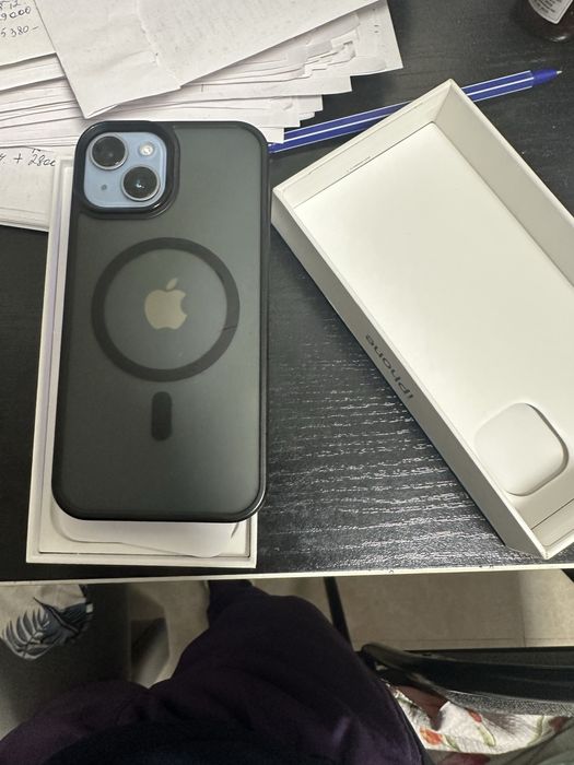 Iphone 14  голубой