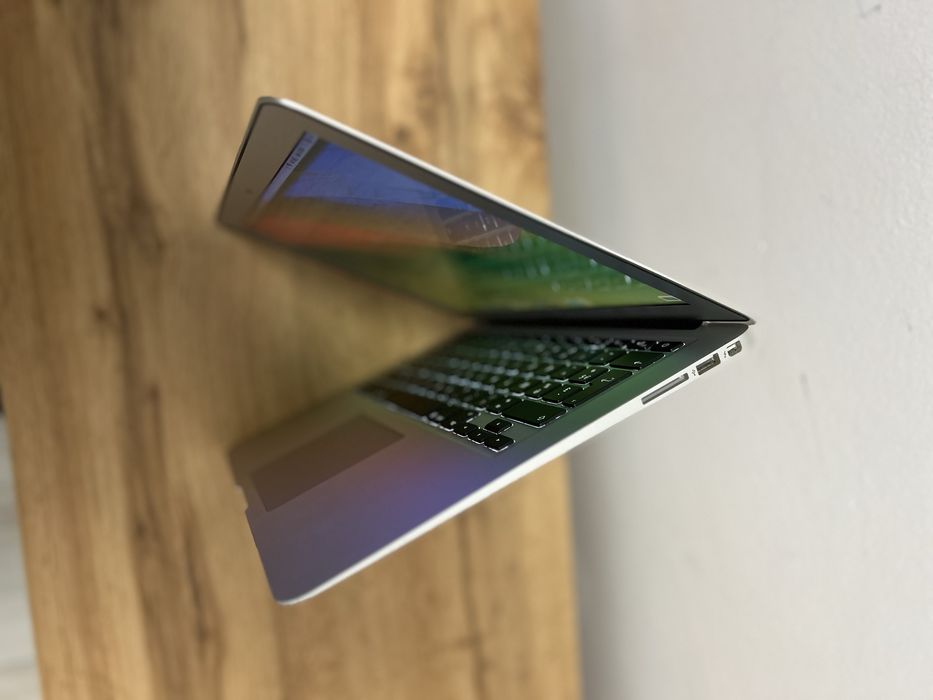 Laptop MacBook  i5 bun