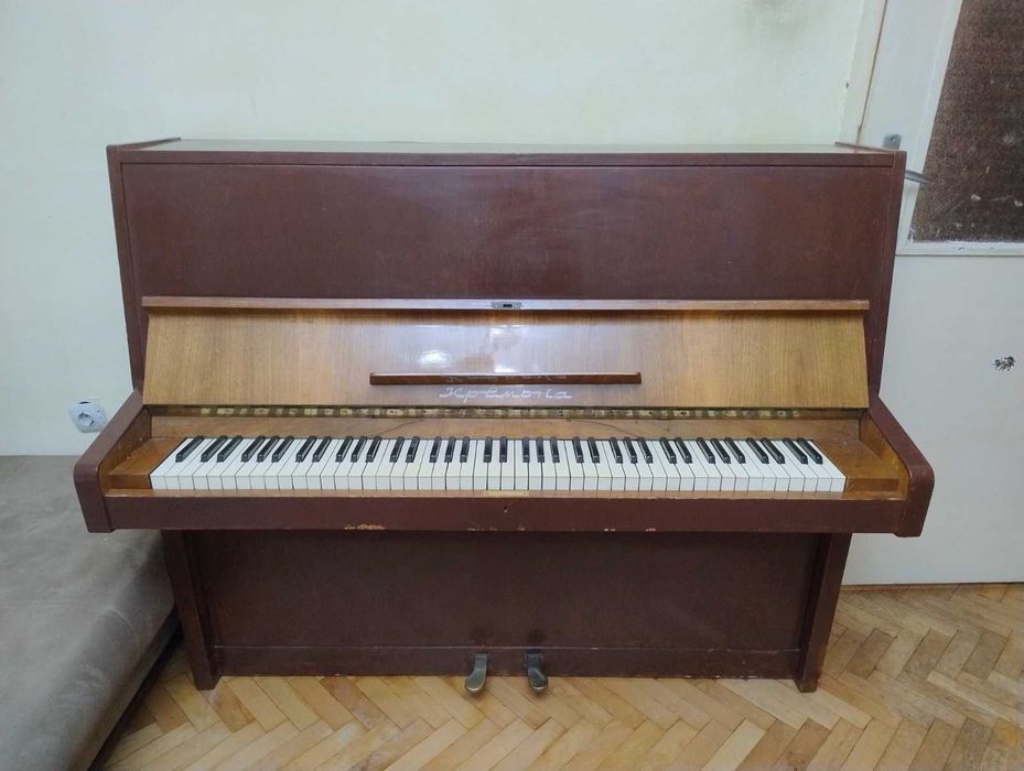 Старо пияно Кремона