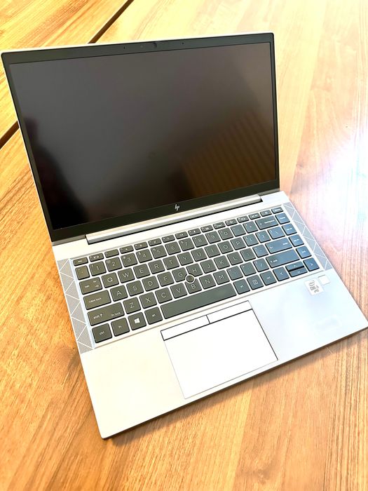 laptop Hp ZBook Firefly 14 G7 Mobile Workstation intel i5-10310U 16GB/32GB ram 256gb SSD Win11P 14inch FHD touchscreen factura TVA inclus