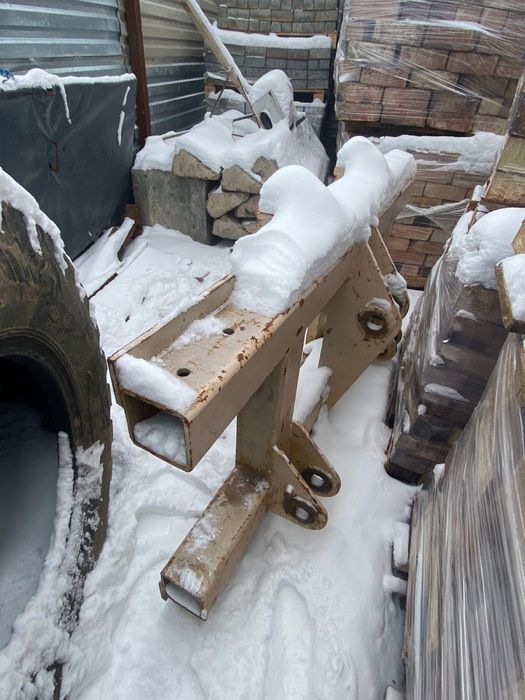 Продается вилы для погрузчик