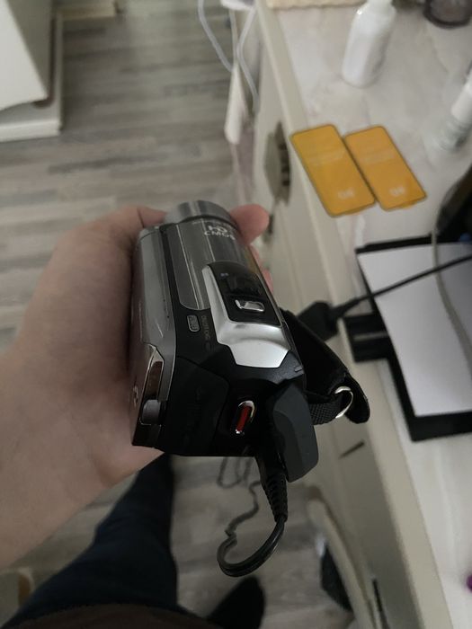 Canon legria hf r106