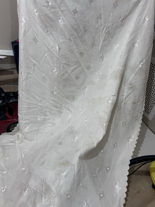 Скатерть белый тканевый