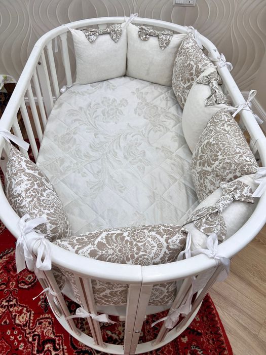 Манеж детский белого цвета