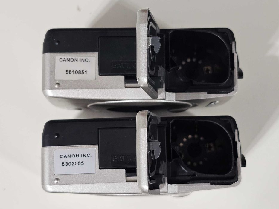 Aparat foto compact pe film de colectie vintage Canon Ixus M1