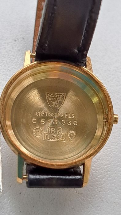 Ceas de Aur 18 K Tissot Seastar de damă