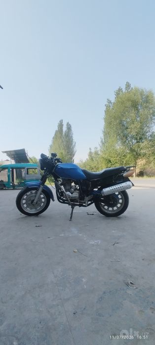 Motatsikl Jawa DT200