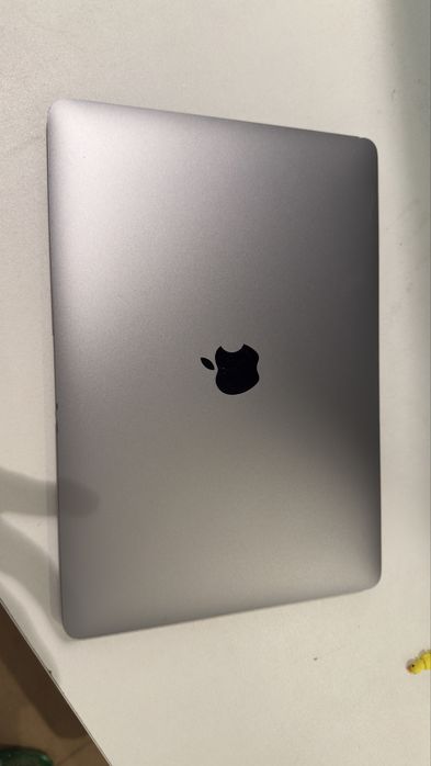 Macbook Air 13 2020г
