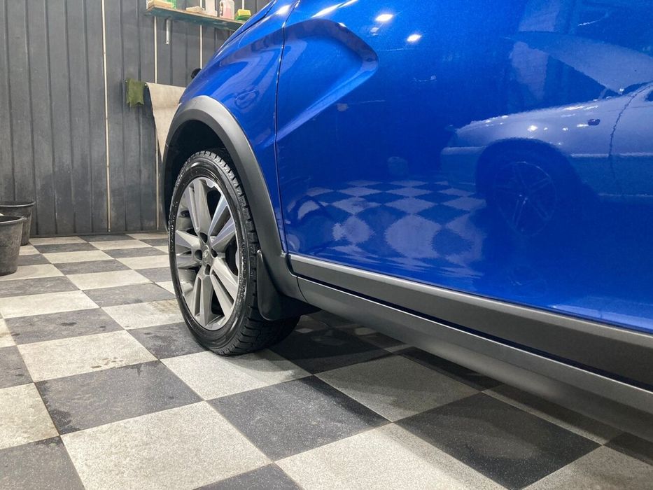 Лада Веста запчасти.