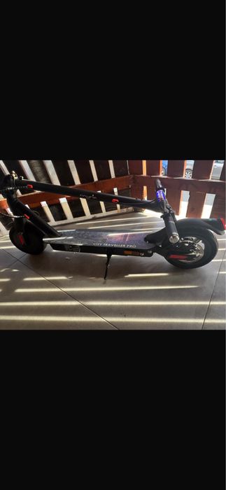 Vand trotineta electrica cu garantie