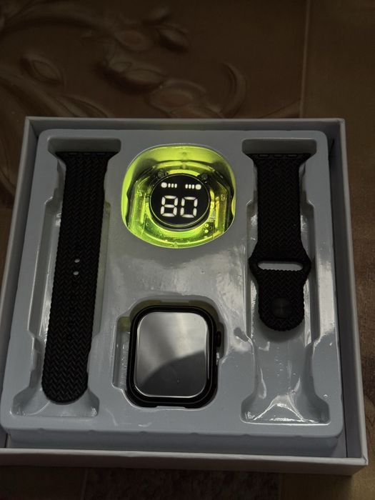 бокс с watch часами и наушниками