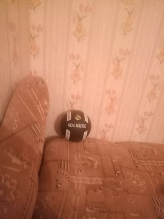 Мяч с логотипом "REAL MADRID"