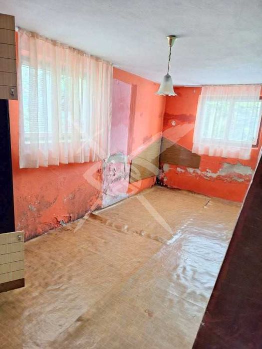 Продава се Етаж от къща в Царево - 49 кв.м за 542 €/кв.м - Снимка #8