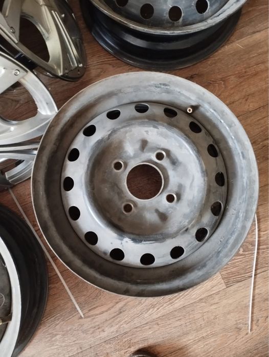 Диски на легковую и колпаки