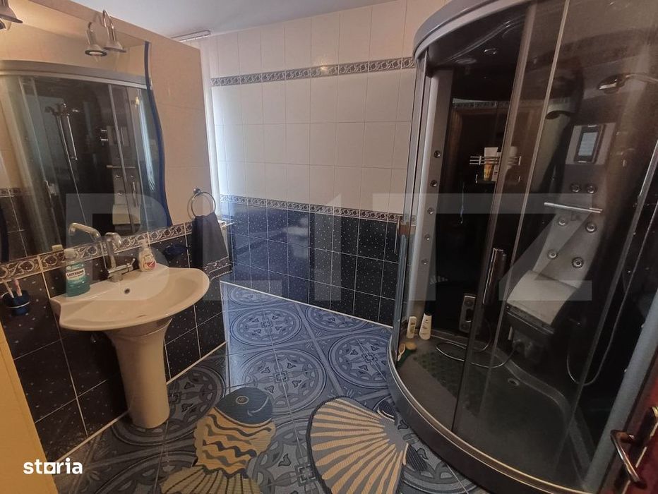 Vila de vanzare, 310 mp, teren 698 mp, zona Burdujeni