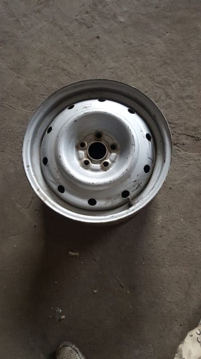 Продам диски штампы.                     .