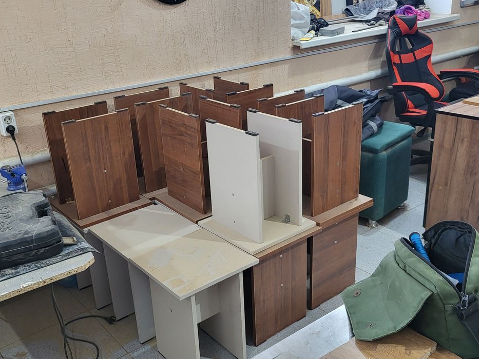 Табуретка прочная (новая)