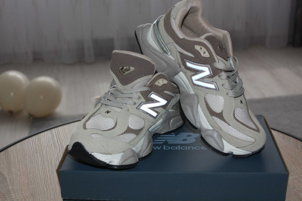 New Balance 9060