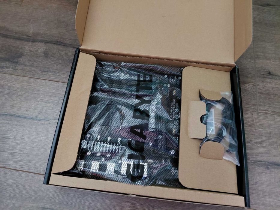 Placă de bază AM3 GIGABYTE 970A-DS3P, ca nouă