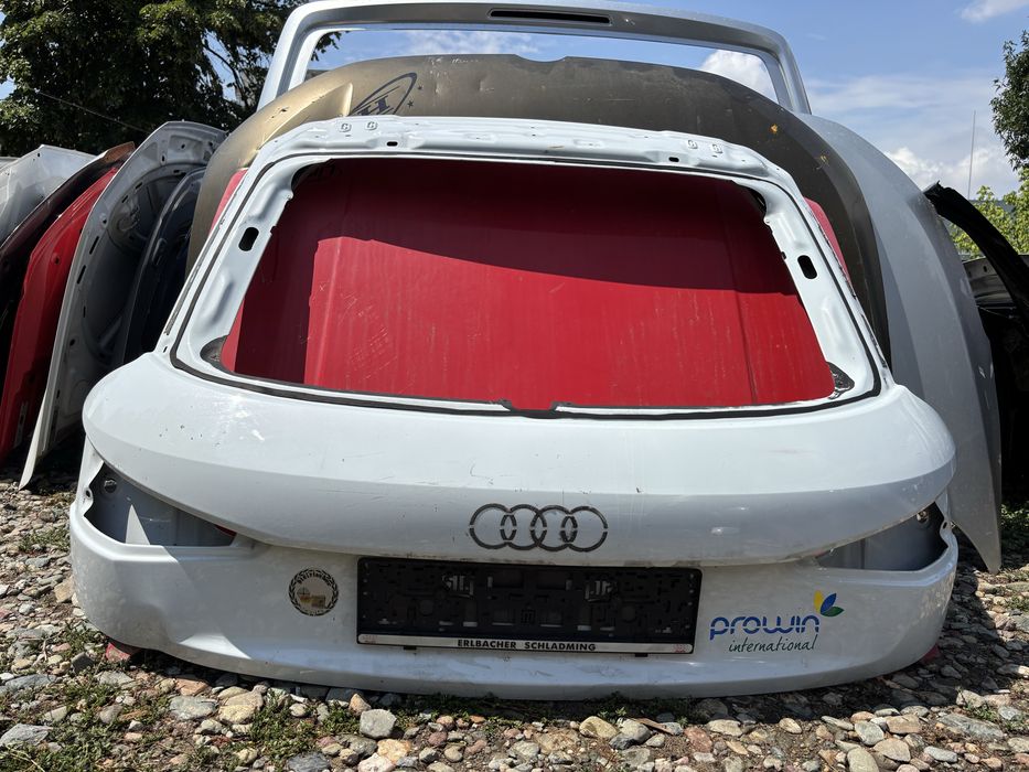 Капак/Багажник/Задна врата Audi Q3