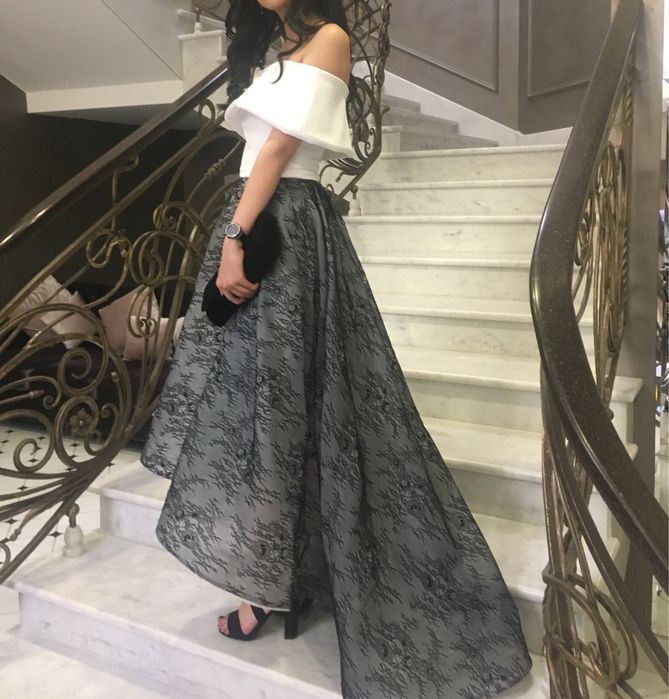 Шикарное вечернее платье