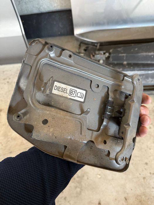 Части за Nissan Navara