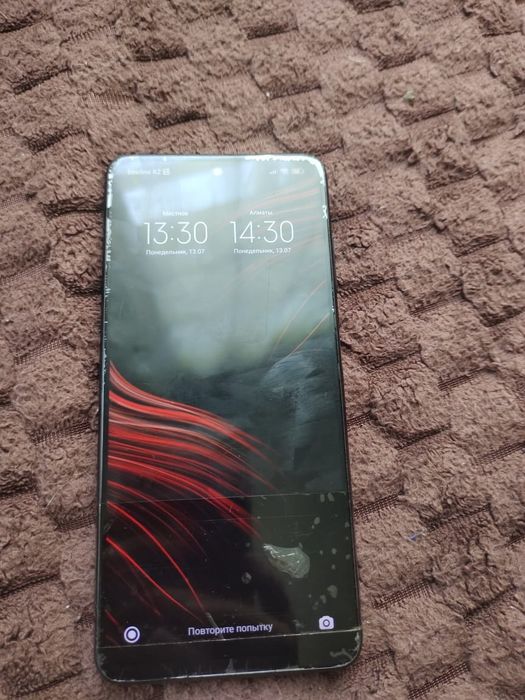Продам телефон срочно