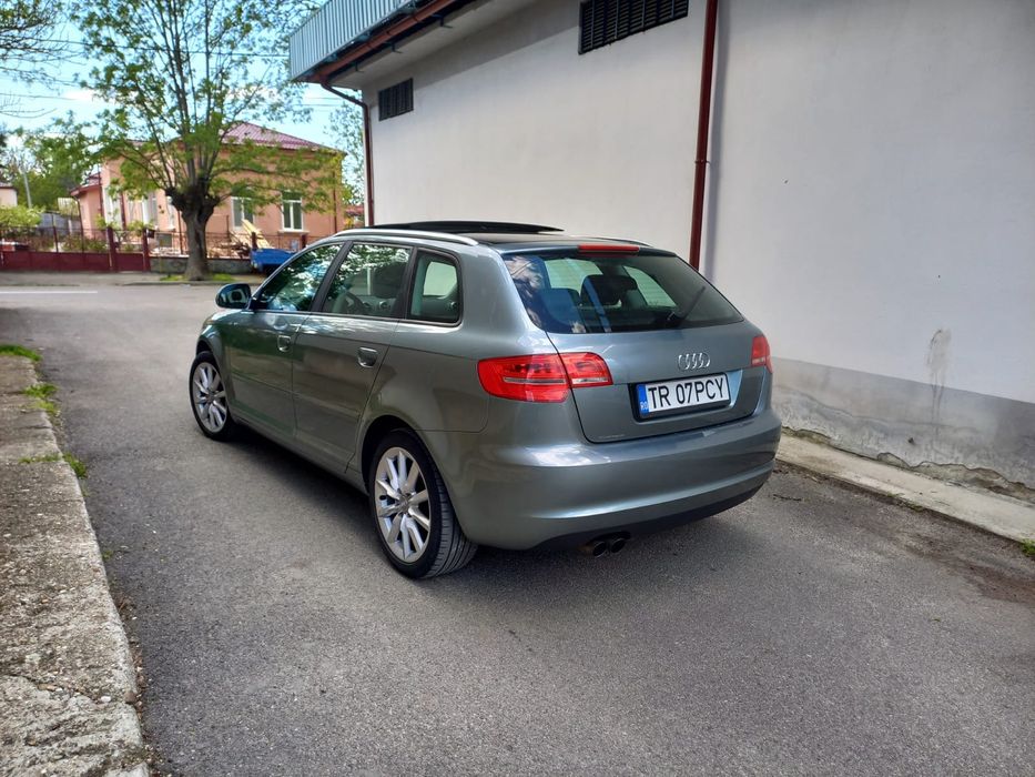 Audi a 3 Motor 2.0  140 cp Fa bricatie 2010 Euro 5 Trapa Panoramica