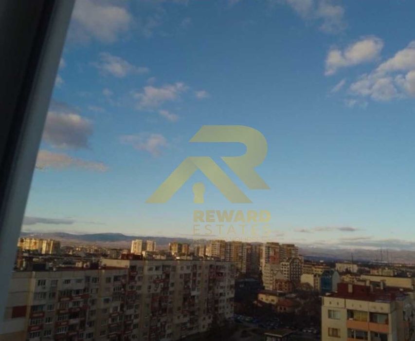 Продава се Тристаен апартамент в София, Център - 115 кв.м за 2000 €/кв.м - Снимка #1