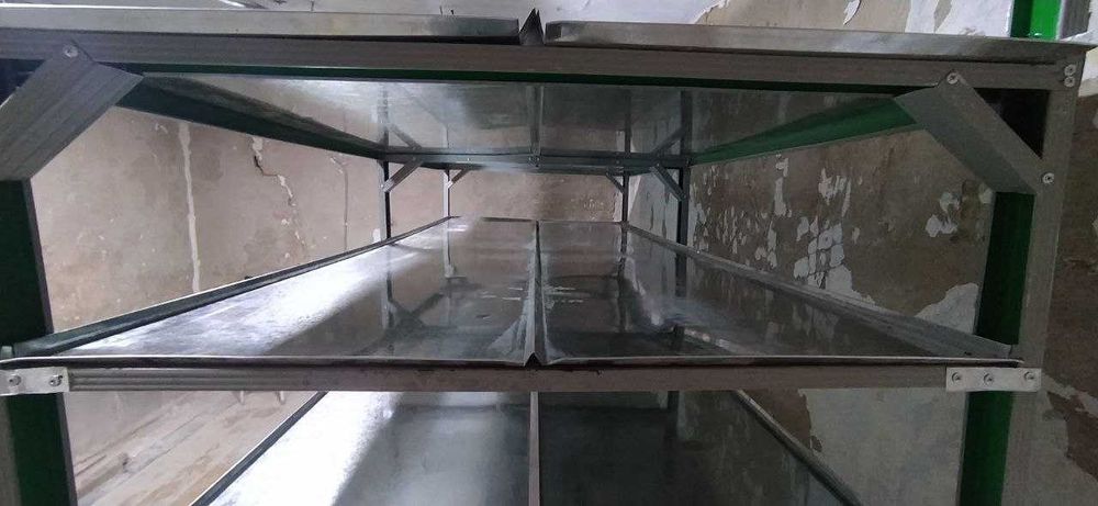 Стеллаж для цыплят или гидропоники