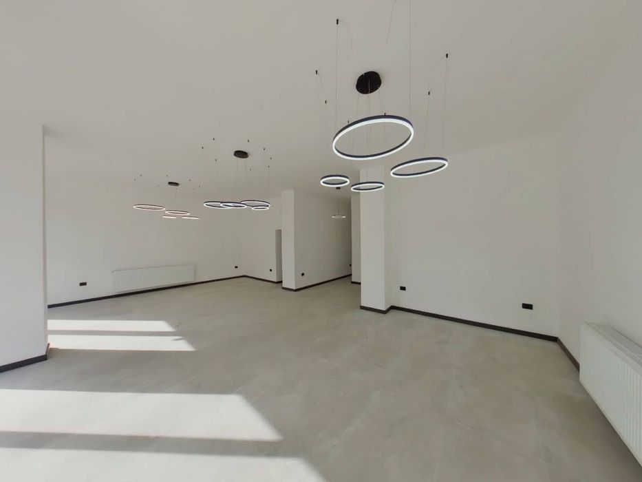 Spatiu comercial de vanzare in Sighetu Marmatiei 102mp